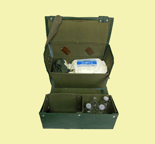 BULGARIA SURPLUS MEDICAL SHOULDER BAG KIT General Army Navy Outdoor